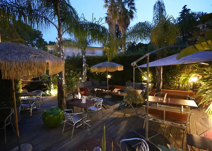 Pavillon Imperial Otel 2*