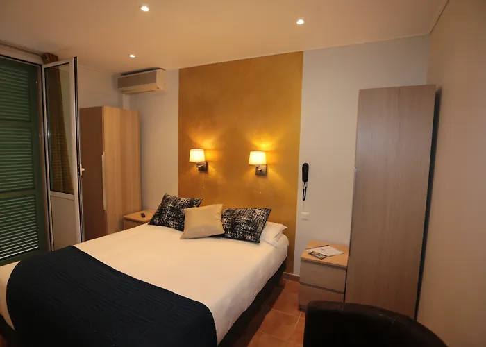 Pavillon Imperial 2* Menton